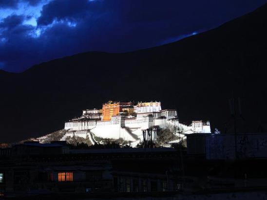 Tashitakge Hotel Lhasa Esterno foto