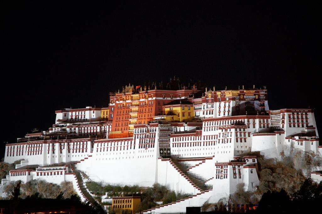 Tashitakge Hotel Lhasa Esterno foto