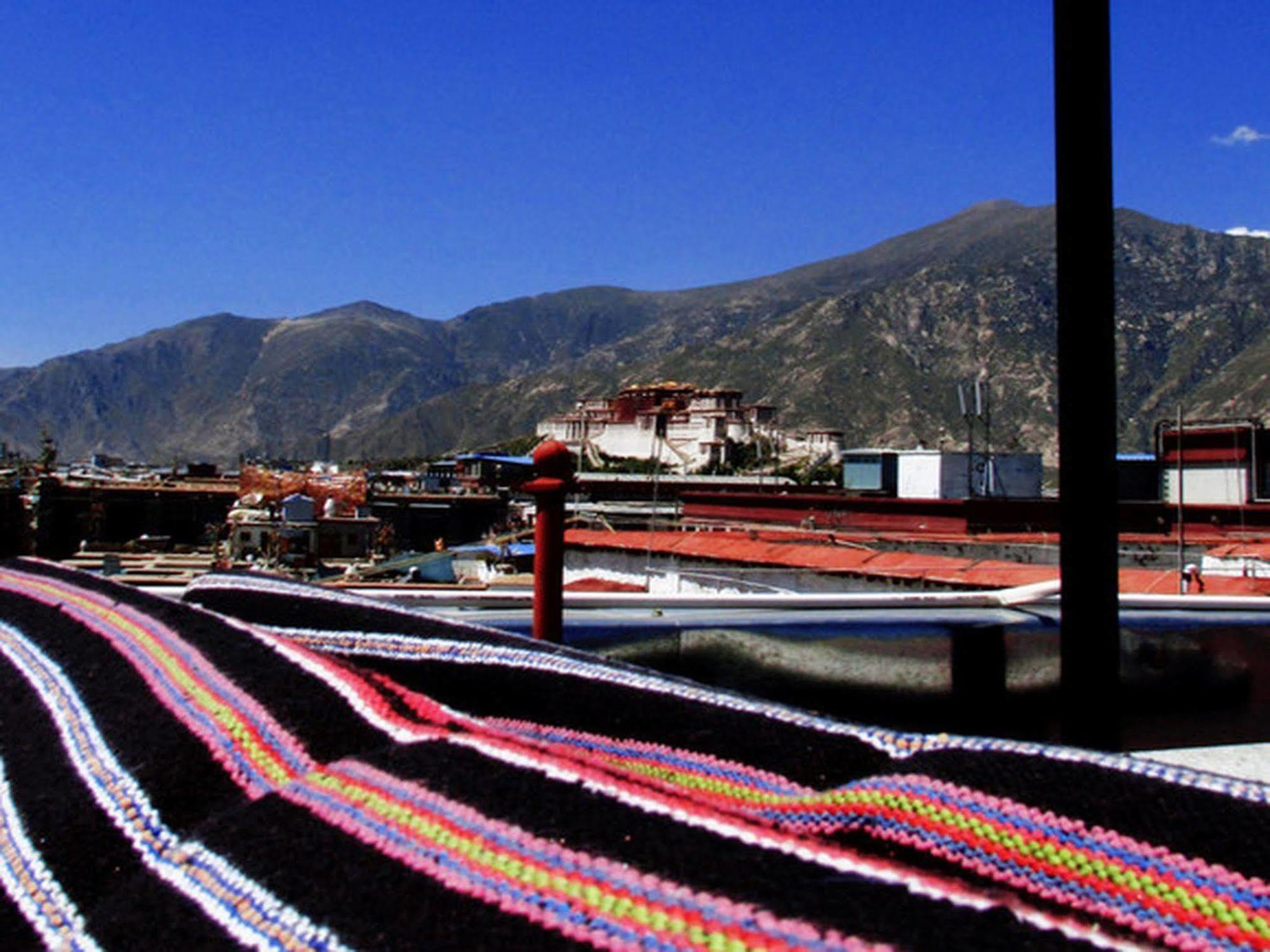 Tashitakge Hotel Lhasa Esterno foto
